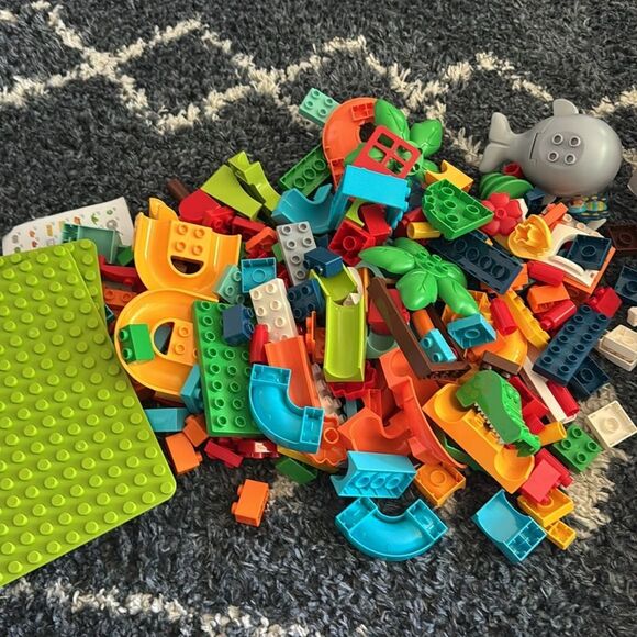 Bundle of 2 Building Block Sets - Picture 6 of 7